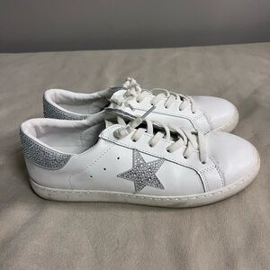 Vintage Havana “Betsy White Diamonds” Rhinestone Star Sneakers Size 8
